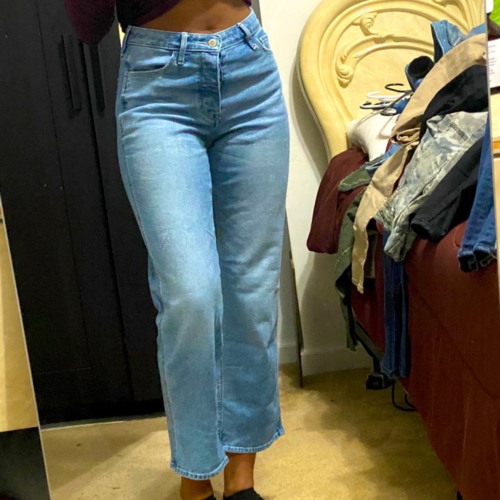 High Rise Crop Boyfriend Jeans